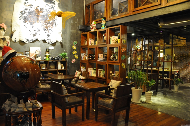 上海徐匯區(qū)咖啡店裝修(圖3)